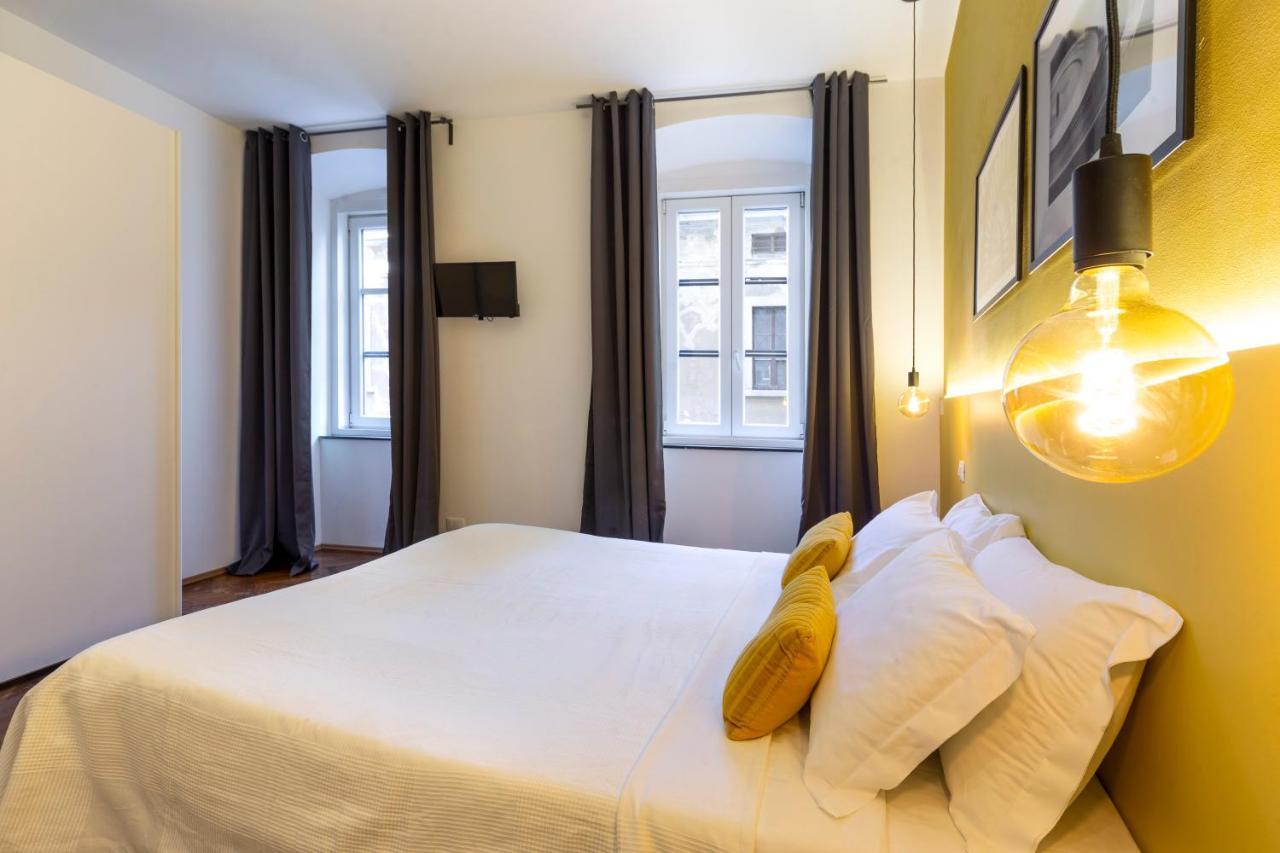 Tram Apartment For 4 Guests Triest Exterior foto